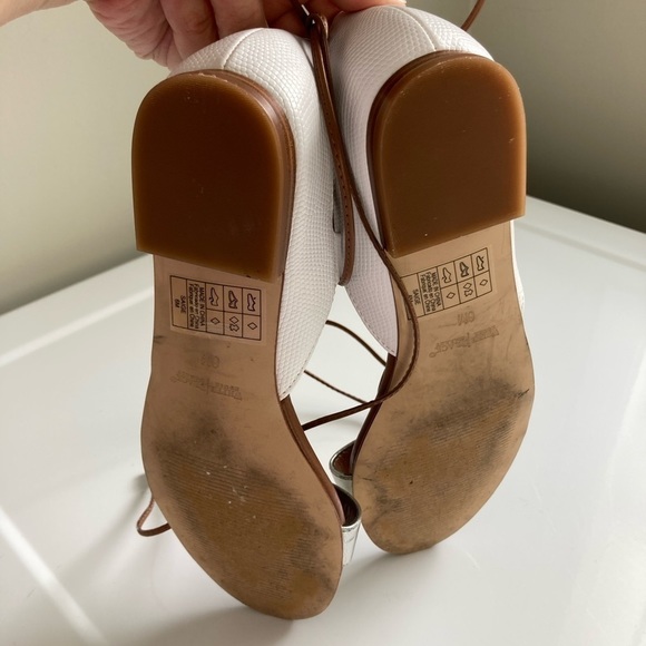 Sandal Flats Gladiator Size 6 Ankle Tie Flats White & Silver Preloved Gently - Picture 9 of 10